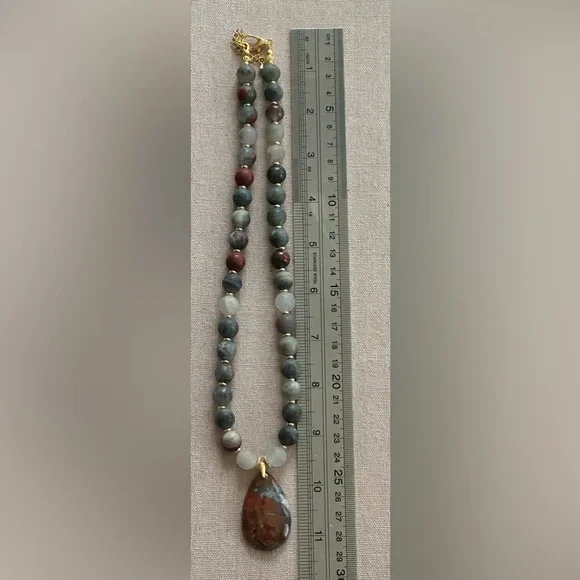 22-1/2 inch Matte Bloodstone bead Necklace NWOT - Picture 3 of 11